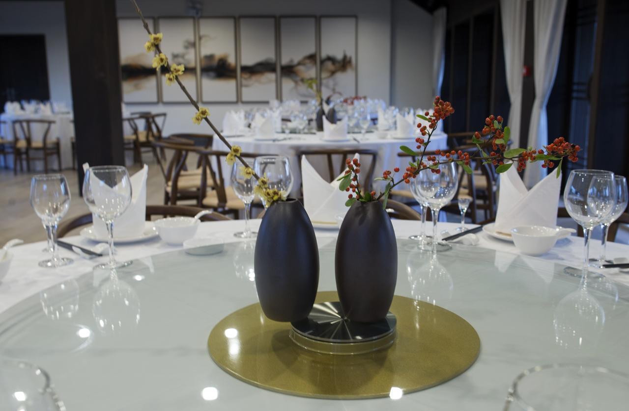 Ven.Courtyard Hotel Guiyang  Bagian luar foto